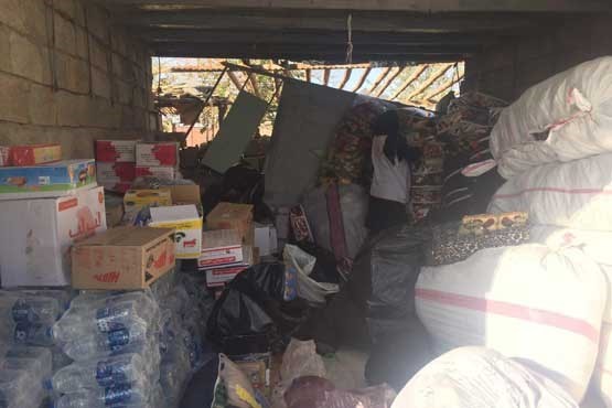 اینجا قبرها، یک تل خاکند
