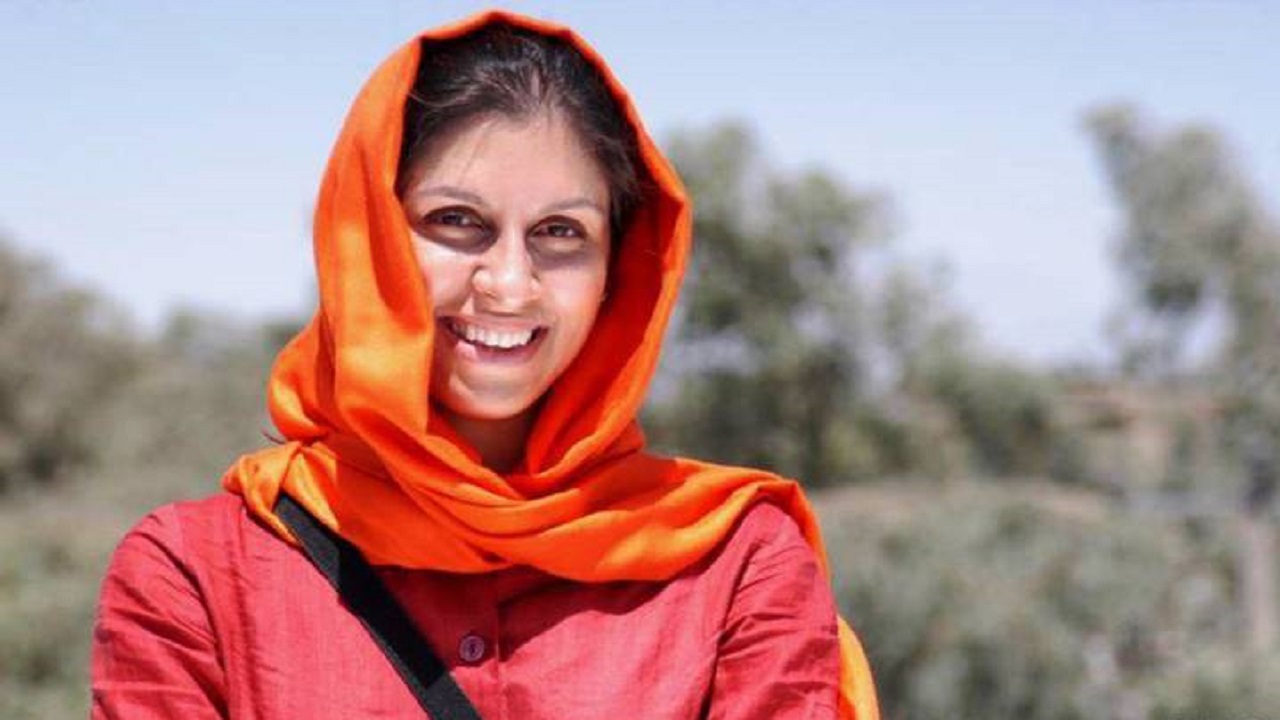 دروغ «زندانی شدن شهروند ساده» برملا شد/ «نازنین زاغری» چه ماموریتی برای غرب انجام داده که ۴۰۰ میلیون پوند میارزد!؟ دروغ «زندانی شدن شهروند ساده» برملا شد/ «نازنین زاغری» چه ماموریتی برای غرب انجام داده که ۴۰۰ میلیون پوند میارزد!؟