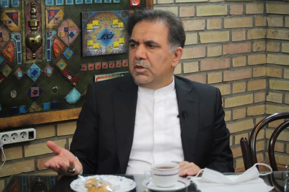 آخوندی: احمدی‌نژاد قطعا دروغ می‌گوید /تورم با بگیر و ببند حل نمی‌شود