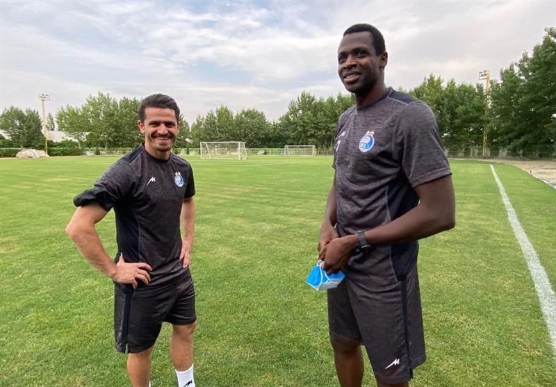 تیم فوتبال استقلال , شیخ دیاباته ,