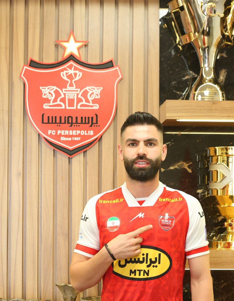 عکس| هایجک پرسپولیس از استقلال؛ اولین تصویر ستاره قرمزها در لباس پرسپولیس