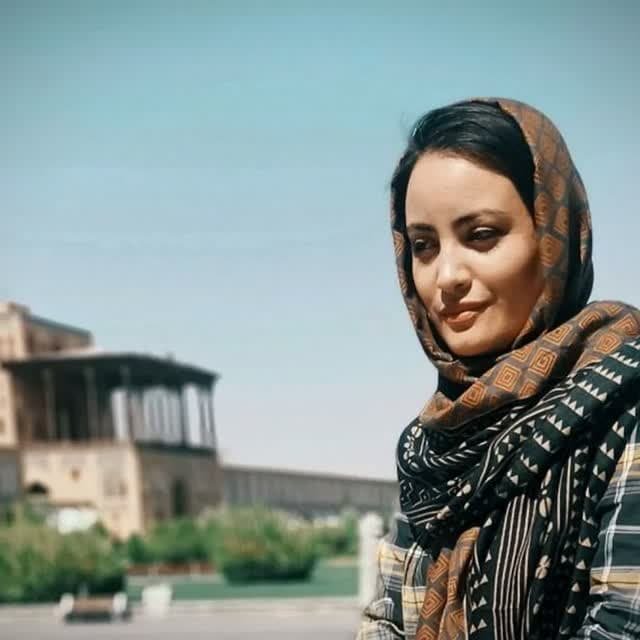 عاطفه نقوی نویسنده نمایش رهرور عشق