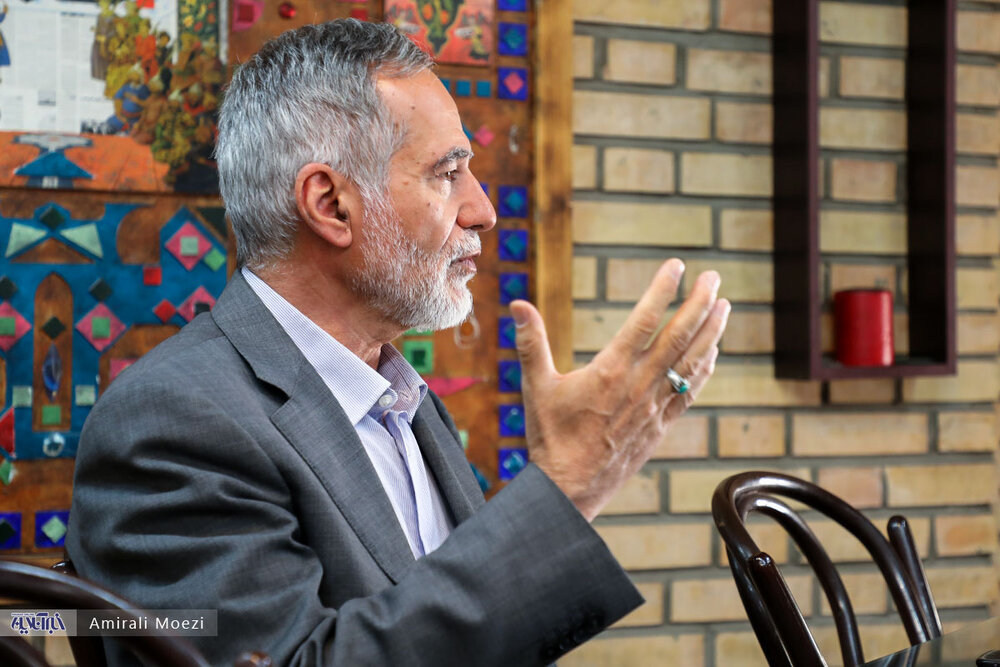 قالیباف به‌دنبال «سهم» بیشتر از لیست ۳۰ نفره اصولگرایان /«لیست واحد» با کدخدامنشی بسته می‌شود؟