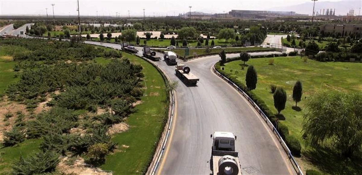 نظارت و کنترل بسیاری از فرایندهای شرکت با استفاده از سامانههای هوشمند