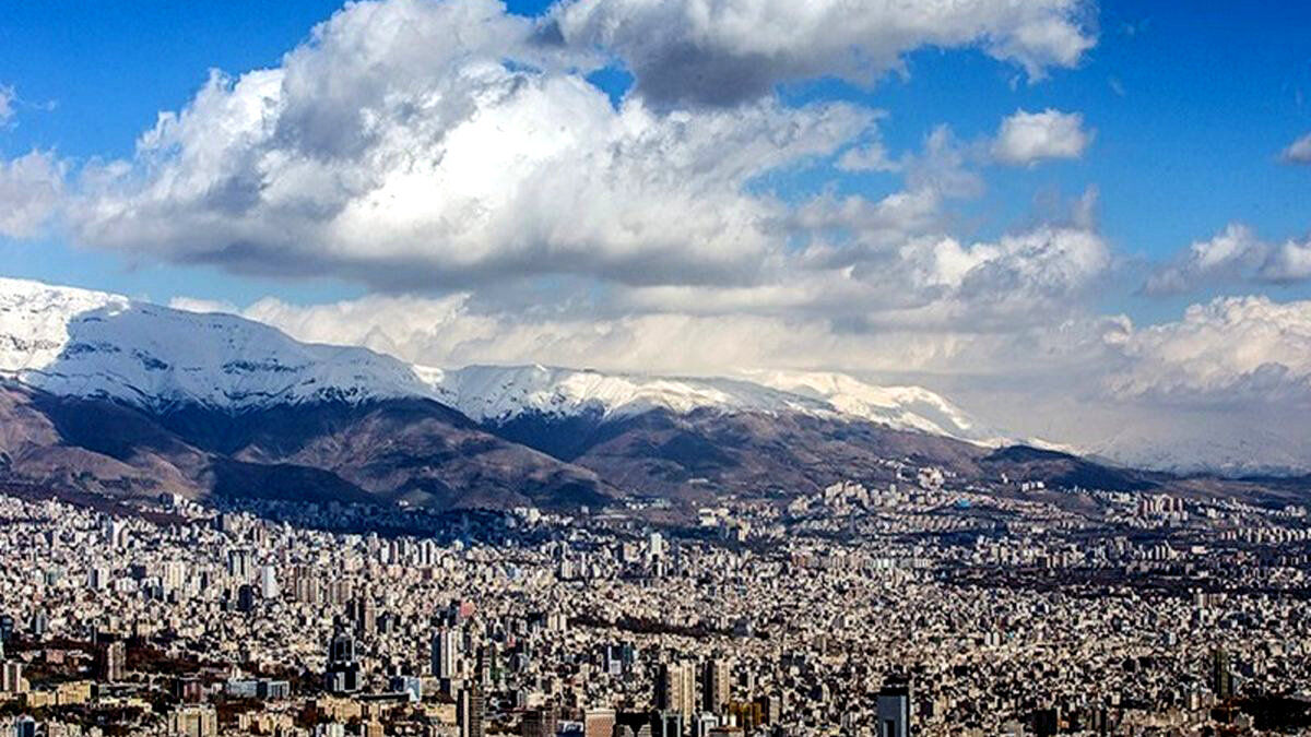 دوگانه «سالم» و «قرمز» در آسمان اصفهان؛ تمرکز آلودگی در شرق و جنوب نصف‌جهان
