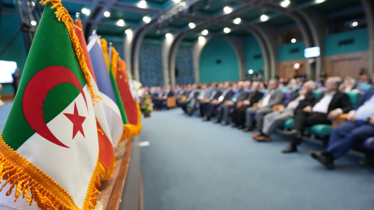 زیبایی اصفهان را به تصویر بکشید