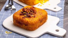 طرز تهیه ته‌چین هویج‌پلو مجلسی و خوشمزه با مرغ