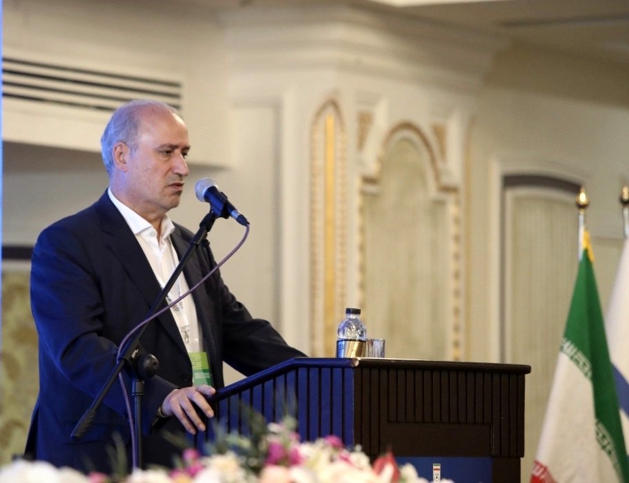 مهدی تاج مردی برای تمام فصول فوتبال ایران