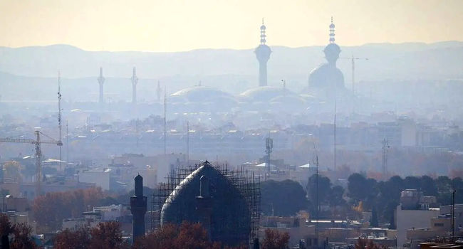 محاصره «نصف‌جهان» در دیوارهای خاکستری؛ اصفهان «قرمز» ماند، قَهجاورستان «بنفش» شد