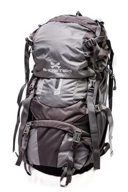 با این کوله پشتی موبایلتان را شارژ کنید