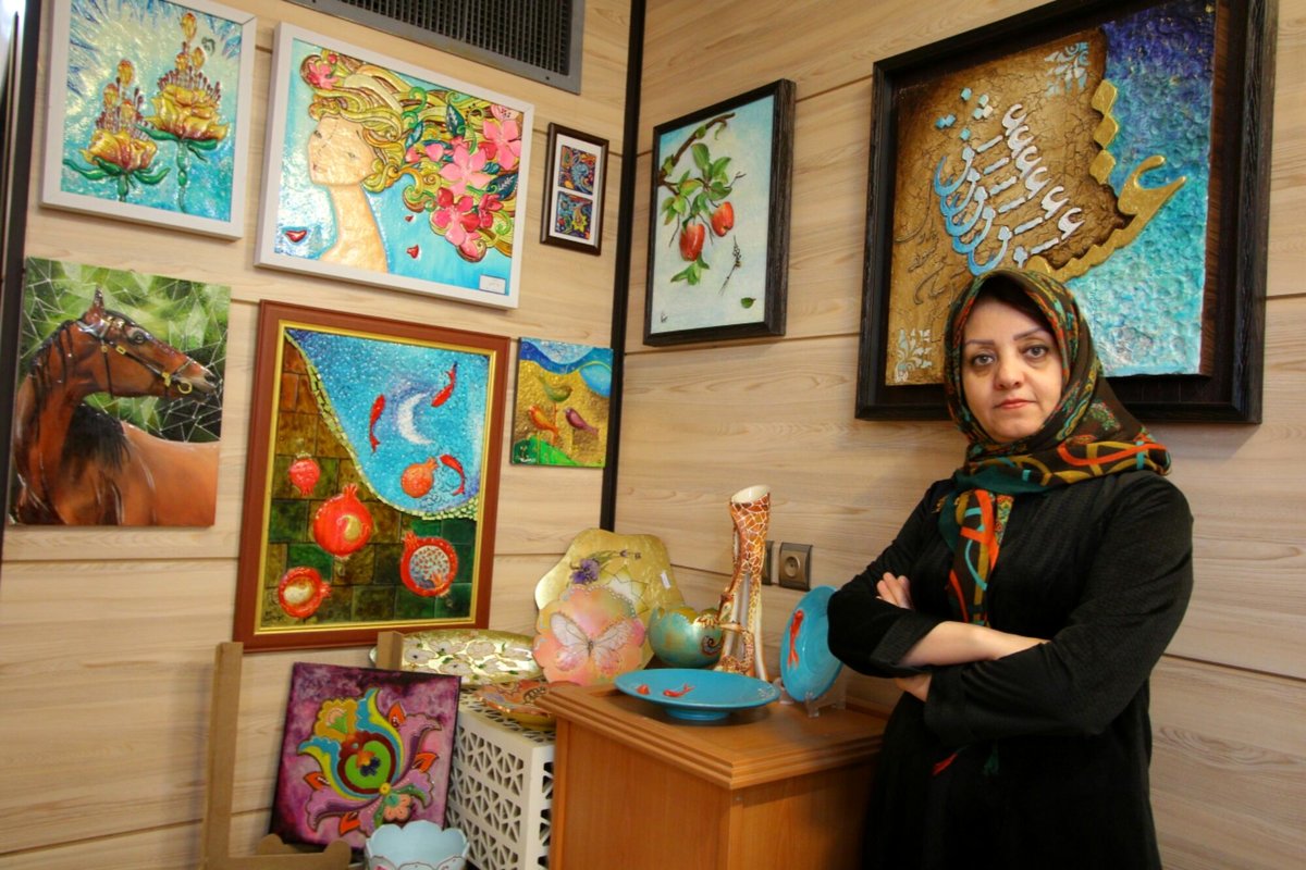 بانویی که هنرش را وقف کرد