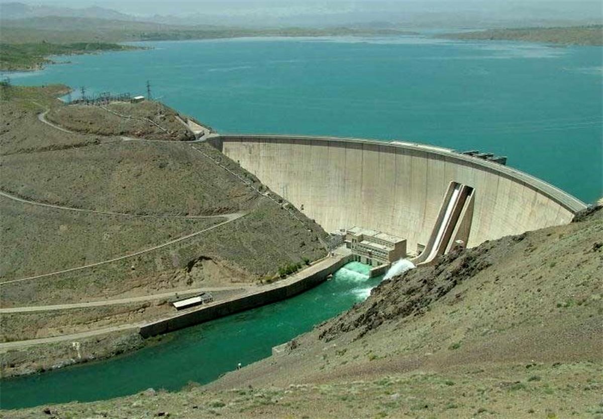 ذخیره سدزایندهرود ۴۰۰ میلیون مترمکعب شد