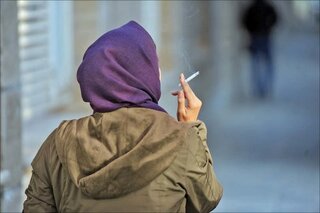 زنان معتاد و نگاه‌های تحقیرآمیز جامعه