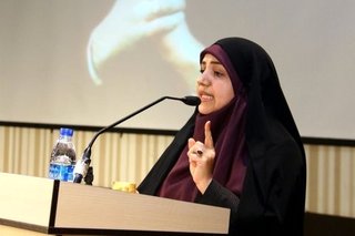 کسانی که در انتخابات شرکت نمی‌کنند خودشان ضرر کرده‌اند