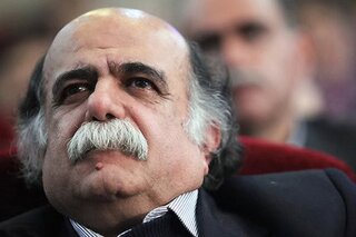 درصد وام واژگان زبان پارسی اندک است