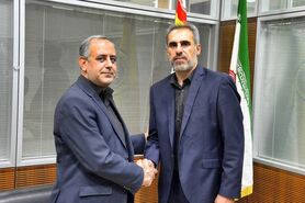 طاهری جای باقریان را گرفت و به آذری پیوست