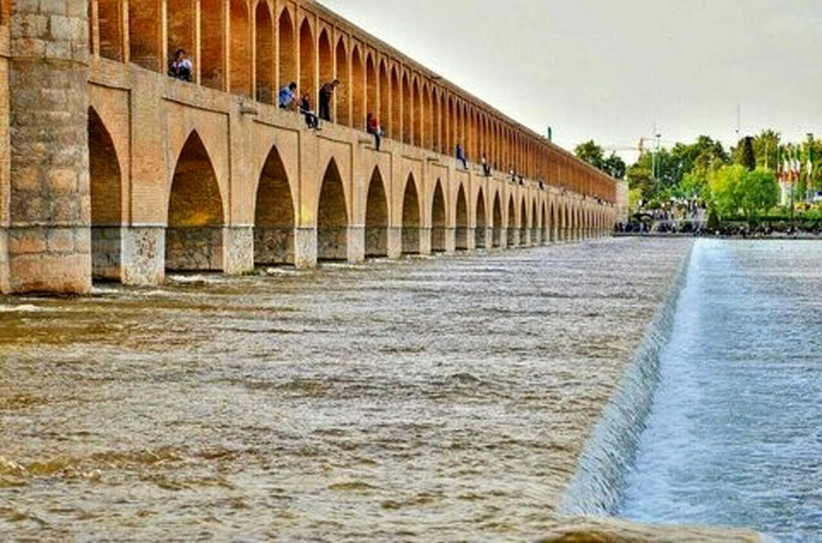 زاینده رود ۱۹ خرداد ماه از جریان می افتد