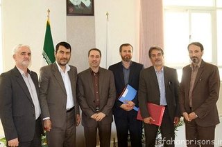 کاهش آسیب‌های اجتماعی با ارائه خدمات حمایتی به زندانیان