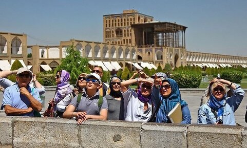 بهار گرشگردی در نصف جهان