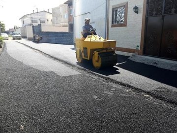 آسفالت معابر فرعی مناطق در دست اجراست