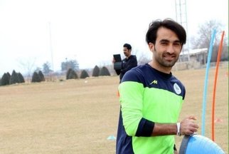 مدافع چندمنظوره از لیگ یک