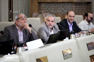 واگذاری انحصاری واحدهای شهرک سلامت خلاف قوانین وزارت بهداشت است