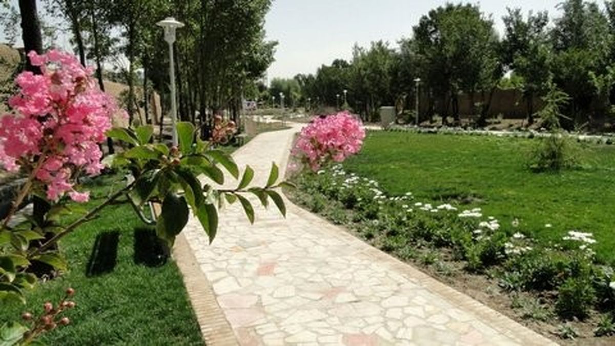 احداث بوستان محلی بهرام آباد با اعتبار ۲۴ میلیارد و ۵۰۰ میلیون ریال