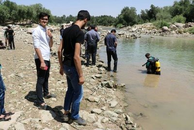 مرگ جوان اصفهانی در زاینده‌رود/کاهش آب دلیل نبود خطر نیست