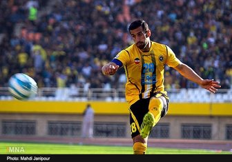 حاج صفی هم هوای یونان در سر دارد