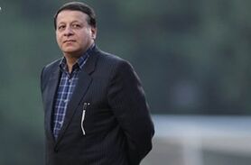 معرفی ساکت به‌ عنوان یکی از پنج مدیر منتخب فوتبال ایران