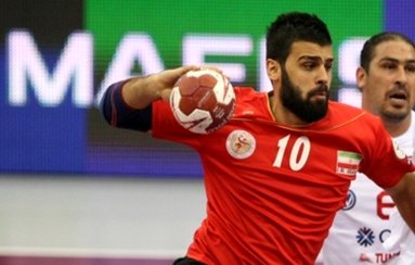 اهتزاز پرچم ایران برایمان از هرچیز دیگری مهم تر بود