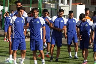 راضی کردن آنهایی که قرارداد دارند!