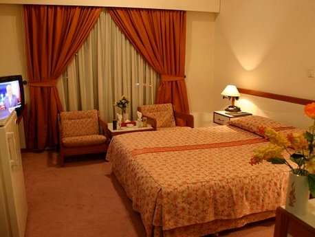 خانه‌های مسافر و استیجاری آفت گردشگری اهستند