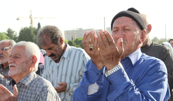 مسئولان مراقب خدعه دشمنان باشند
