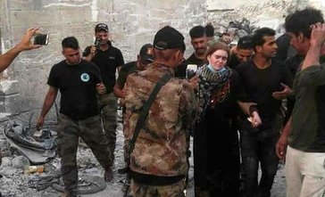 دستگیری زن تک تیرانداز داعشی+تصاویر