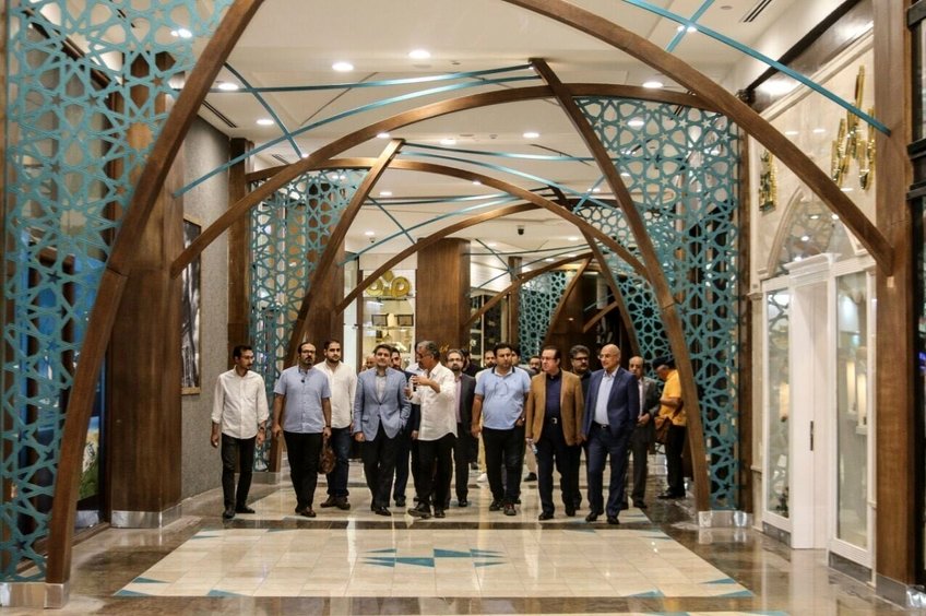 بازدید هنرمندان و مدیرکل دفتر موسیقی از مجموعه «قلب شهر اصفهان»