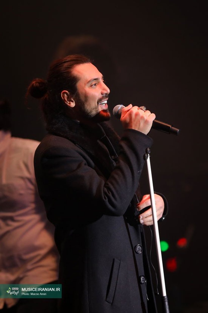 گزارش تصویری از اجرای امیرعباس گلاب