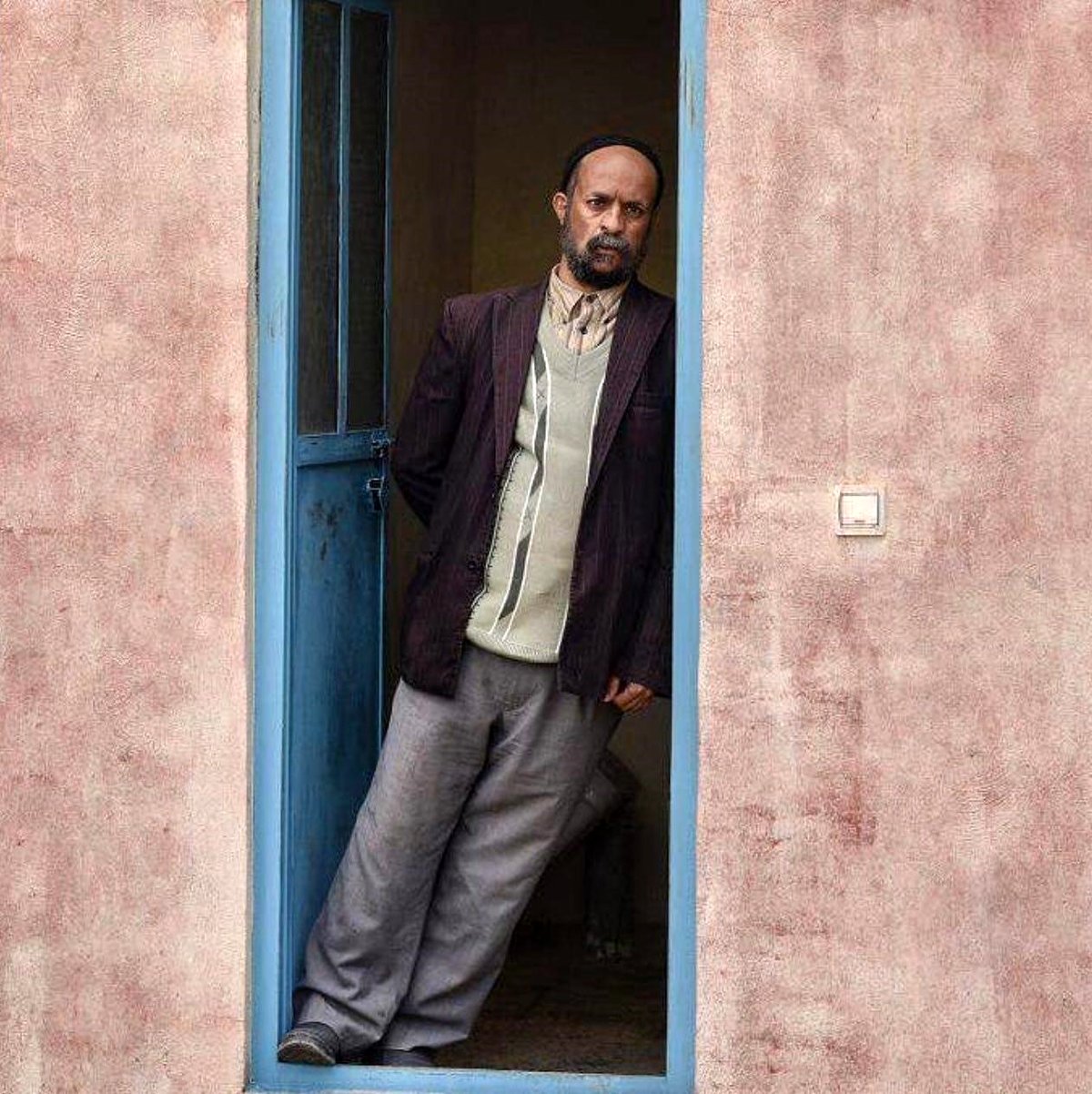 گریم متفاوت ارسطو پایتخت در یک فیلم سینمایی