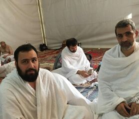 نوه امام‌ خمینی(ره) در لباس احرام