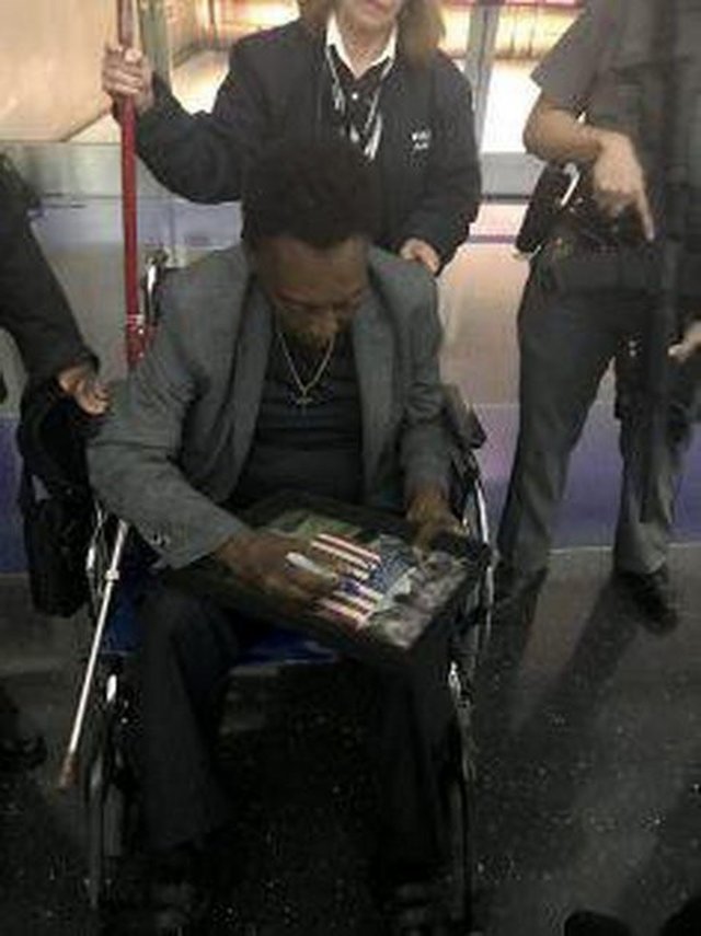 پله ویلچرنشین شد!