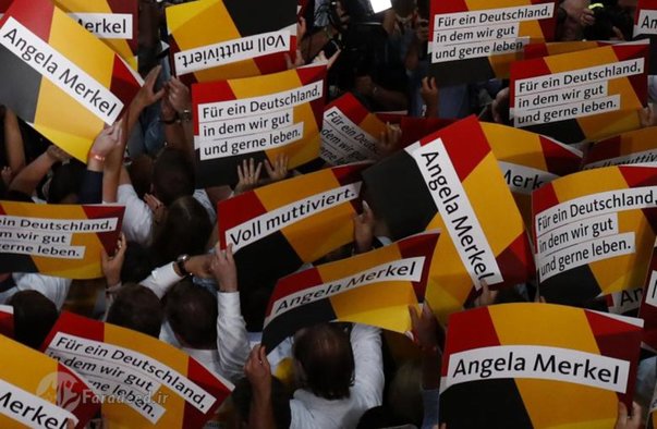آنگلا مرکل پس از پیروزی تاریخی