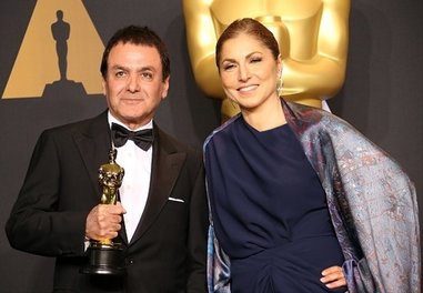 فیروز نادری: هنوز به سنت های ایرانی پایبندم