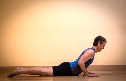 هفت حرکت مناسب برای درمان دیسک کمر