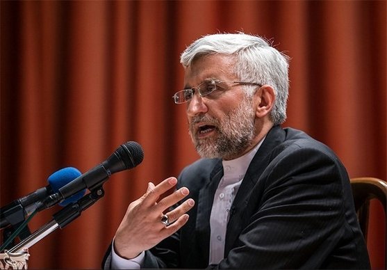 آیا جلیلی رقیب روحانی است؟