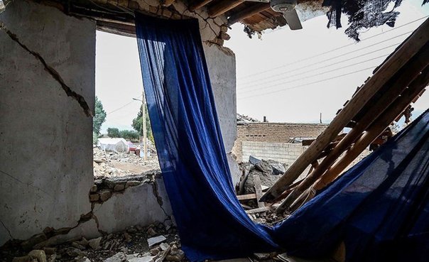 ویرانه‌های به جا مانده در کرمانشاه