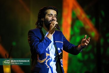 کنسرت «هوروش بند» در تهران