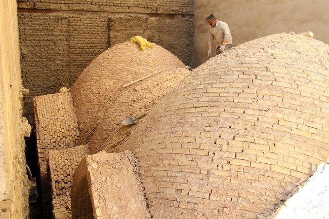 مرمت ضلع غربی حمام خسرو آقا در دست اجراست