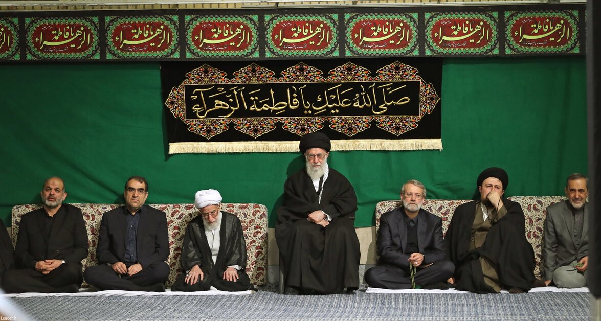 علی لاریجانی و سیدحسن خمینی در محضر رهبر انقلاب