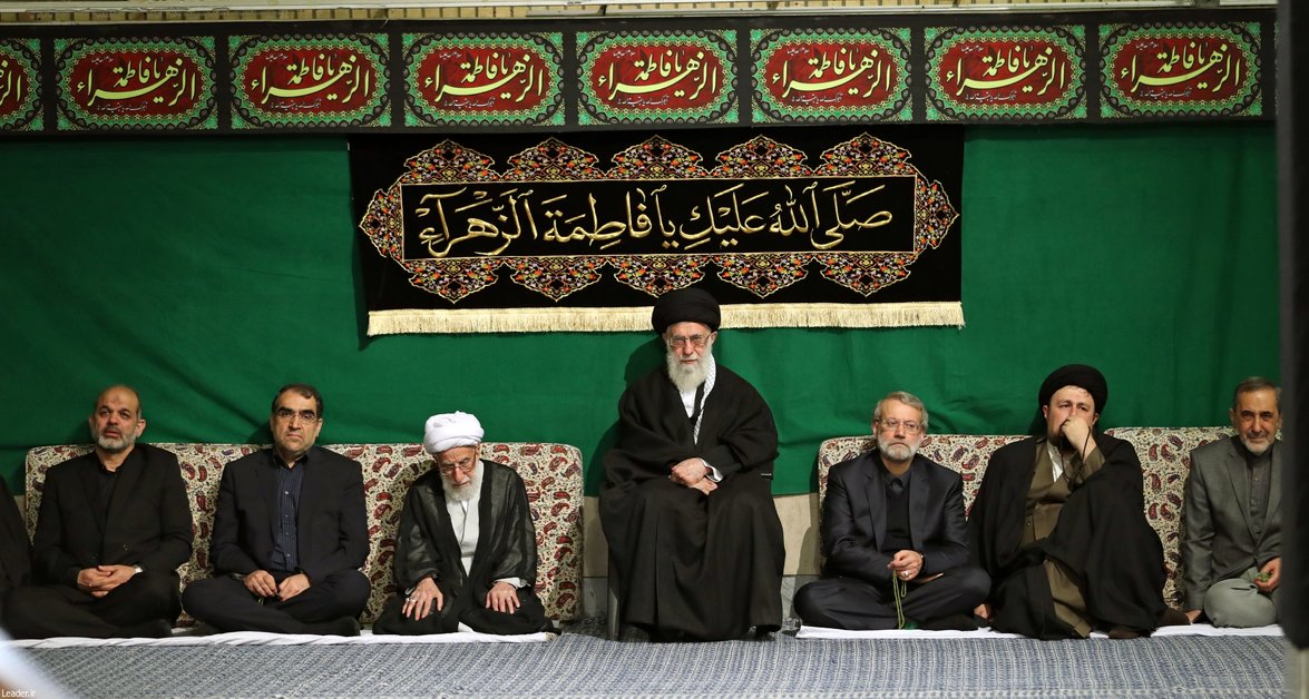 علی لاریجانی و سیدحسن خمینی در محضر رهبر انقلاب