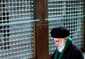 حضور رهبر انقلاب در مرقد مطهر امام راحل و گلزار شهدا